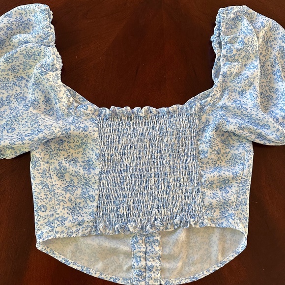 RESA Bella Crop Top in Meadow - Picture 10 of 14